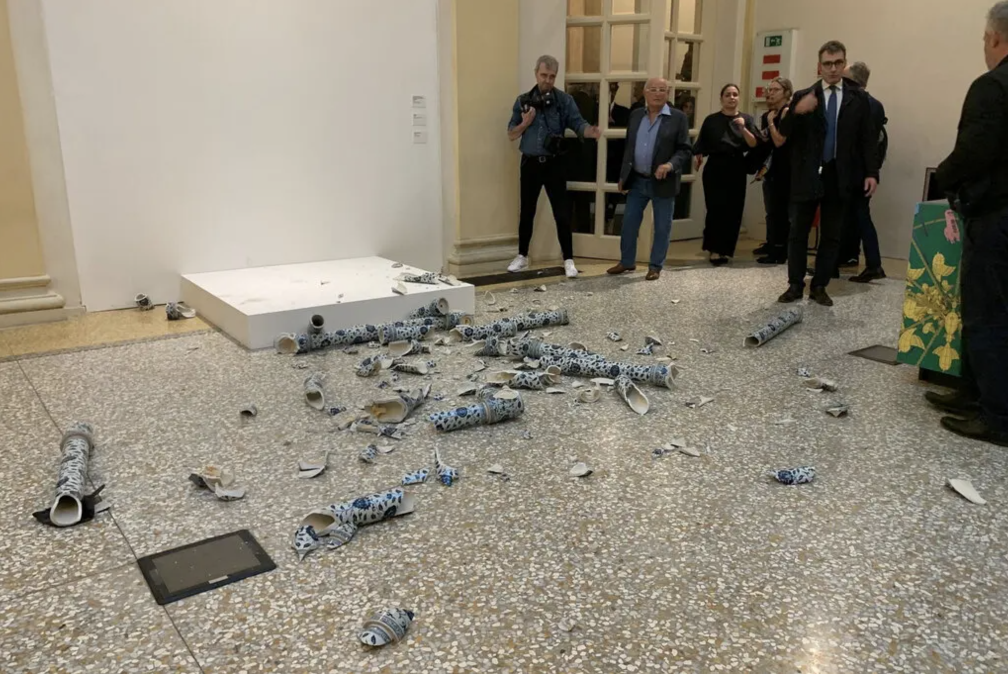 Smashed porcelain sculpture